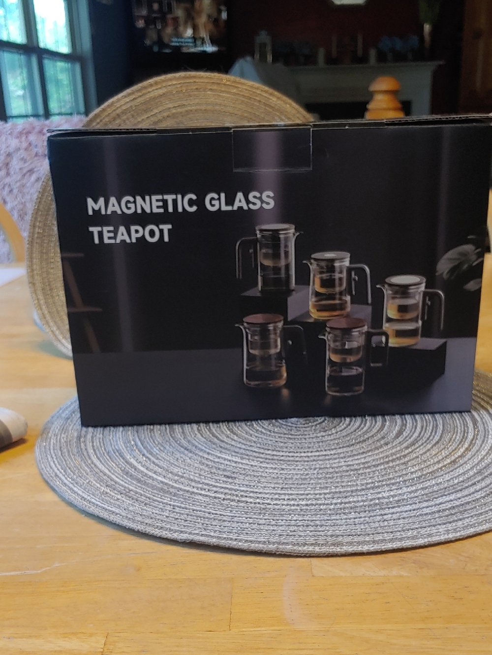 Magnetic Glass Teapot - Clear Glass Teapot with Magnetic Lid With Two Cups